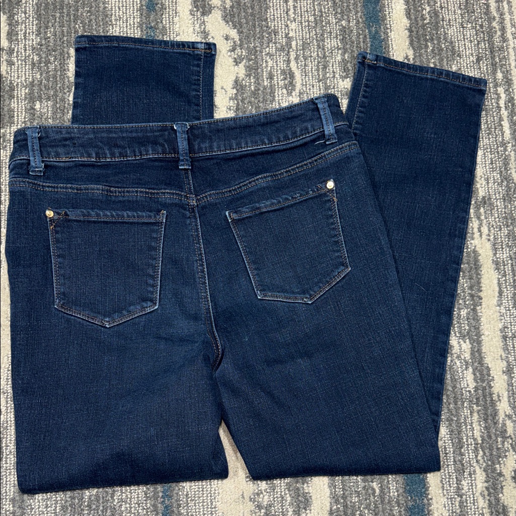 Size 4 Short = 0 Short Chico’s Dark Blue So Slimming Slim Jeans. 27in Inseam